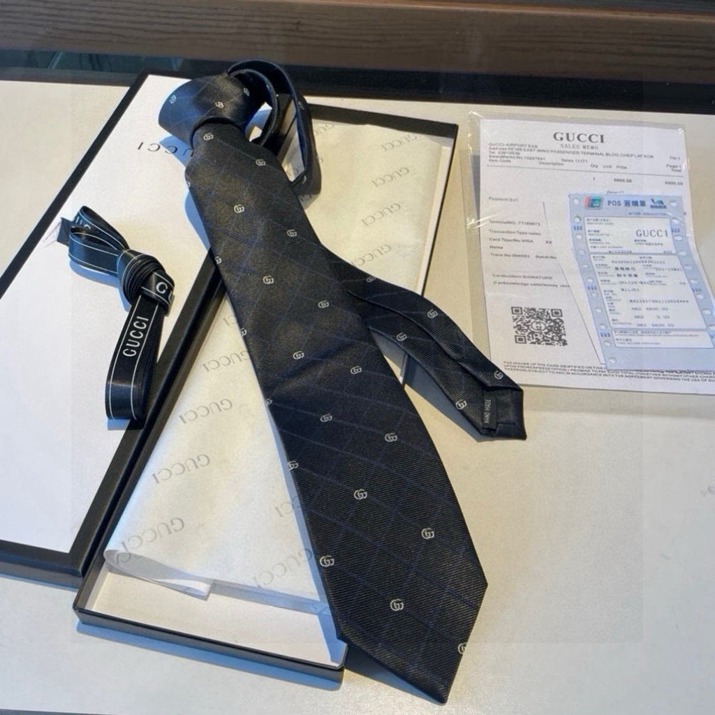Gucci Style Men's Geometric Jacquard Silk Tie