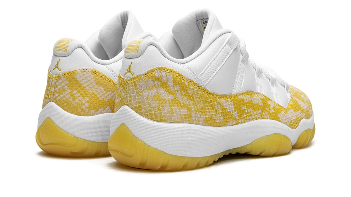 AIR JORDAN 11 LO WMNS "Yellow Snakeskin"