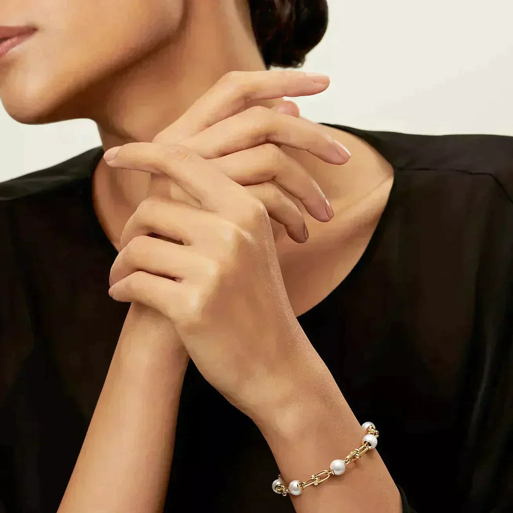 TIFFANY LINK BRACELET GOLD WITH FRESHWATER PEARLS
