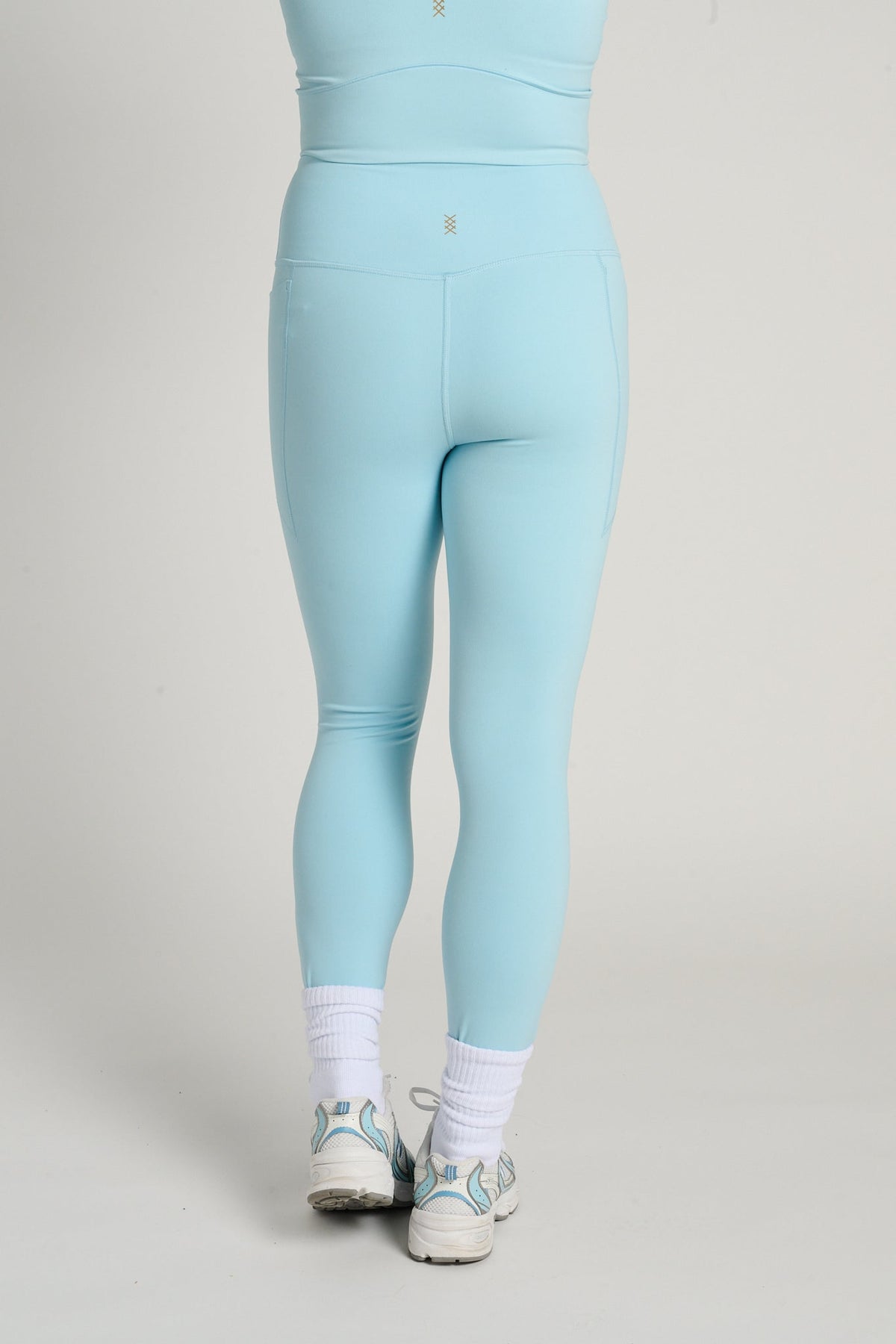 Revive 7/8 Pocket Legging
