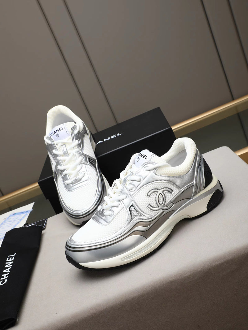 Men’s Silver Panel Runner Sneakers