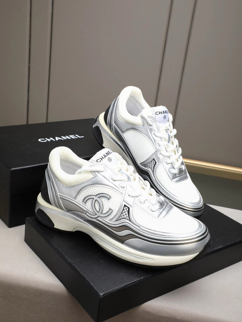 Men’s Silver Panel Runner Sneakers