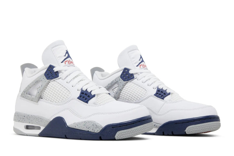 Air Jordan 4 Retro 'Midnight Navy' – Deep Navy Sophistication on the AJ4's Iconic Silhouette