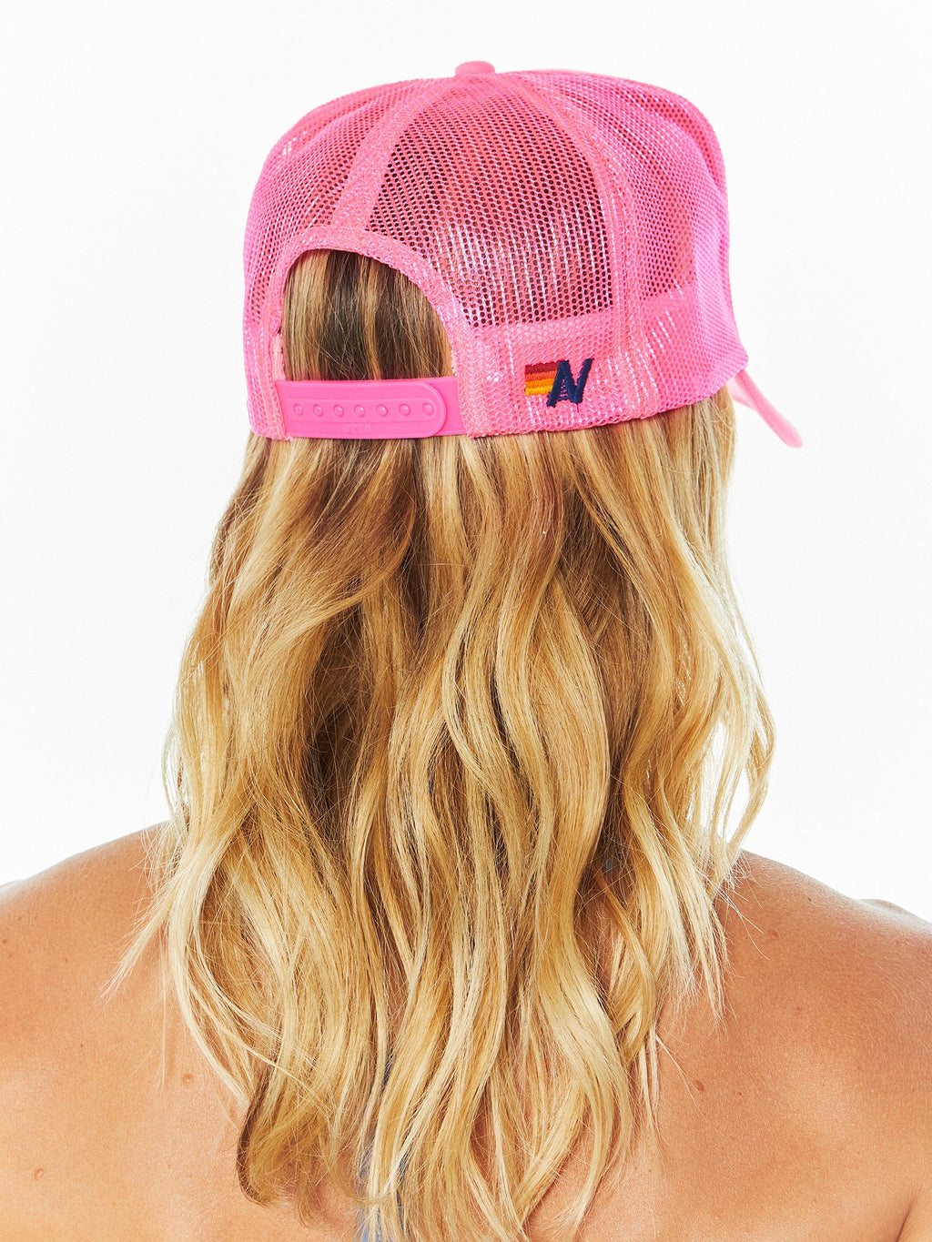 BOLT HEART TRUCKER