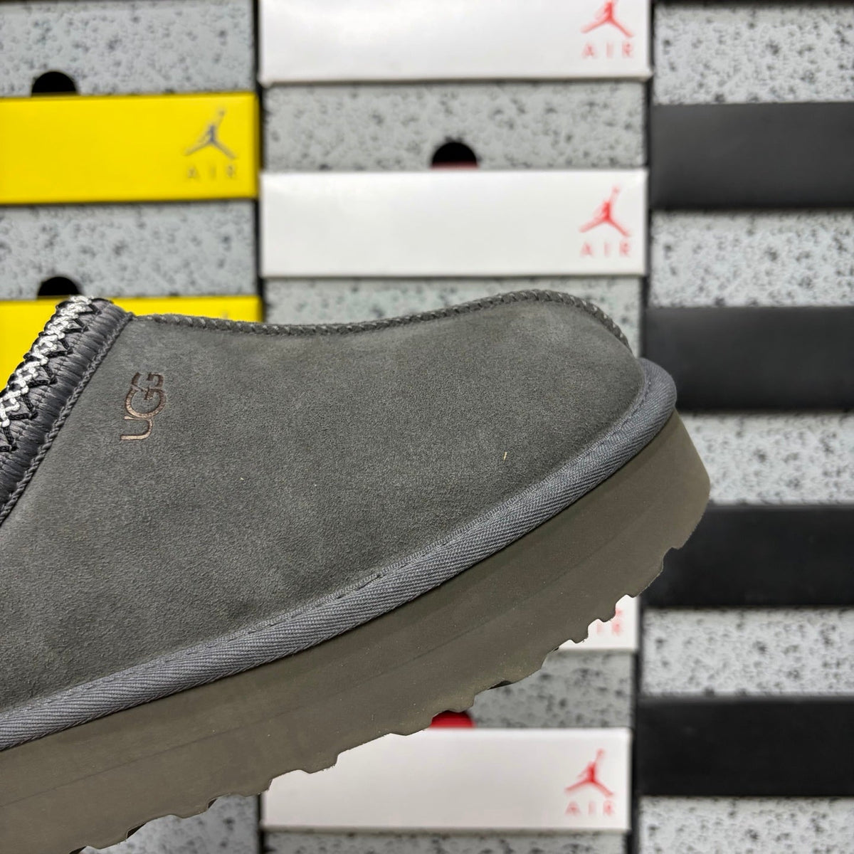 UGG Tazz Platform Slipper – Suede Mule with Shearling Lining, Tonal Grey Braided Collar Trim & Chunky Monochromatic Platform Sole in Grey