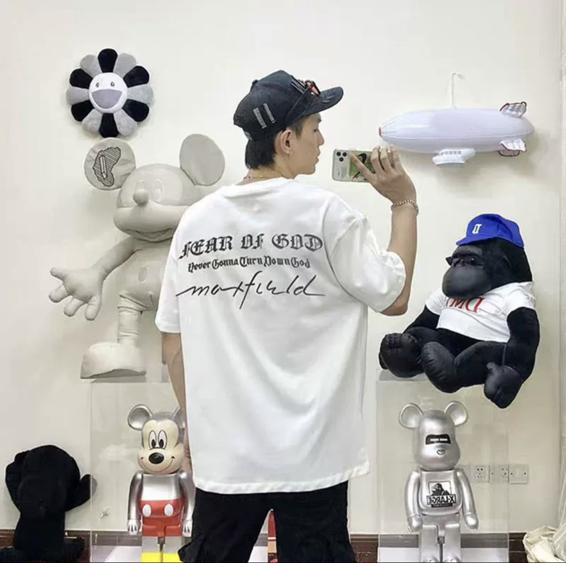 FEAR OF GOD Maxfield Back Graphic T-Shirt