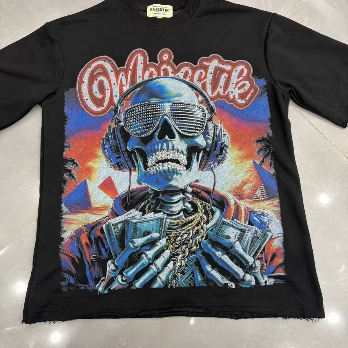 MAJESTIK Skull Headphones Graphic T-Shirt