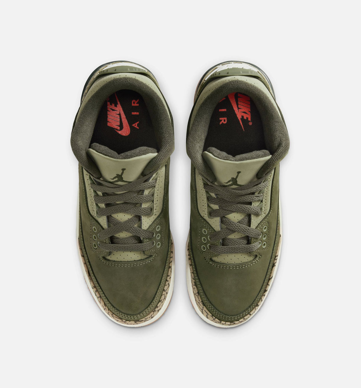 Air Jordan 3 Retro "Medium Olive" Big Kids' Shoe – Medium Olive/Sequoia/Neutral Olive/Sail