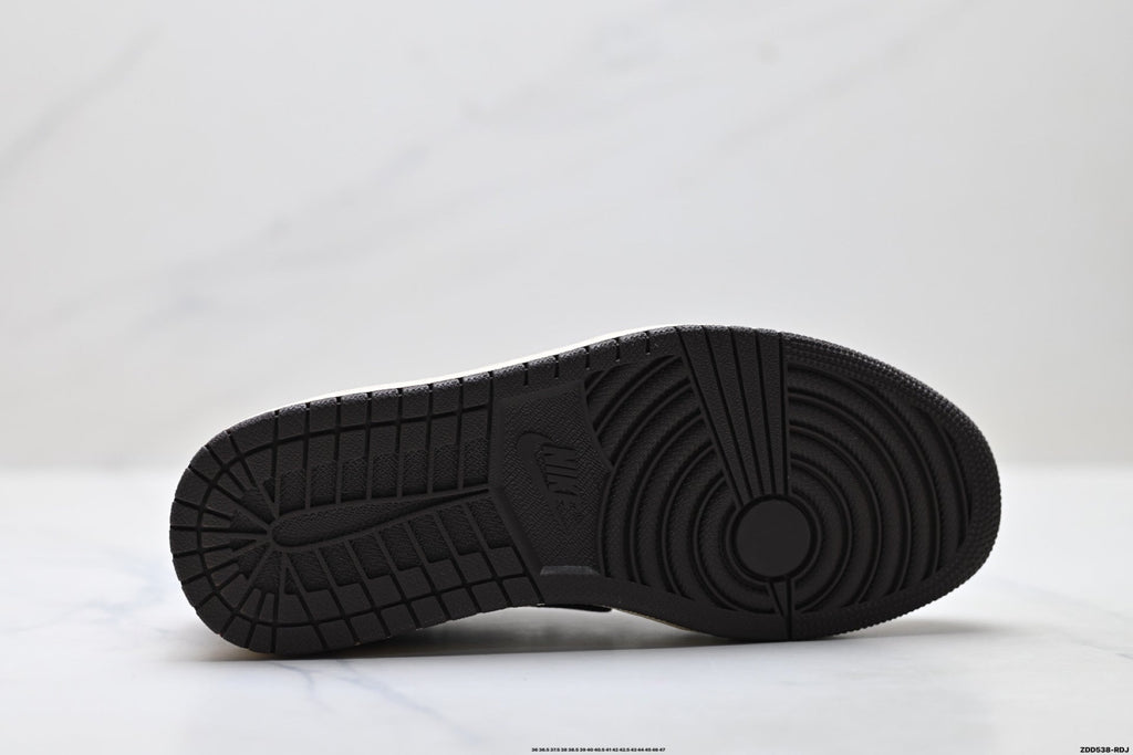 Nike Low-Top Sneakers Black Brown Beige Unisex Style 43