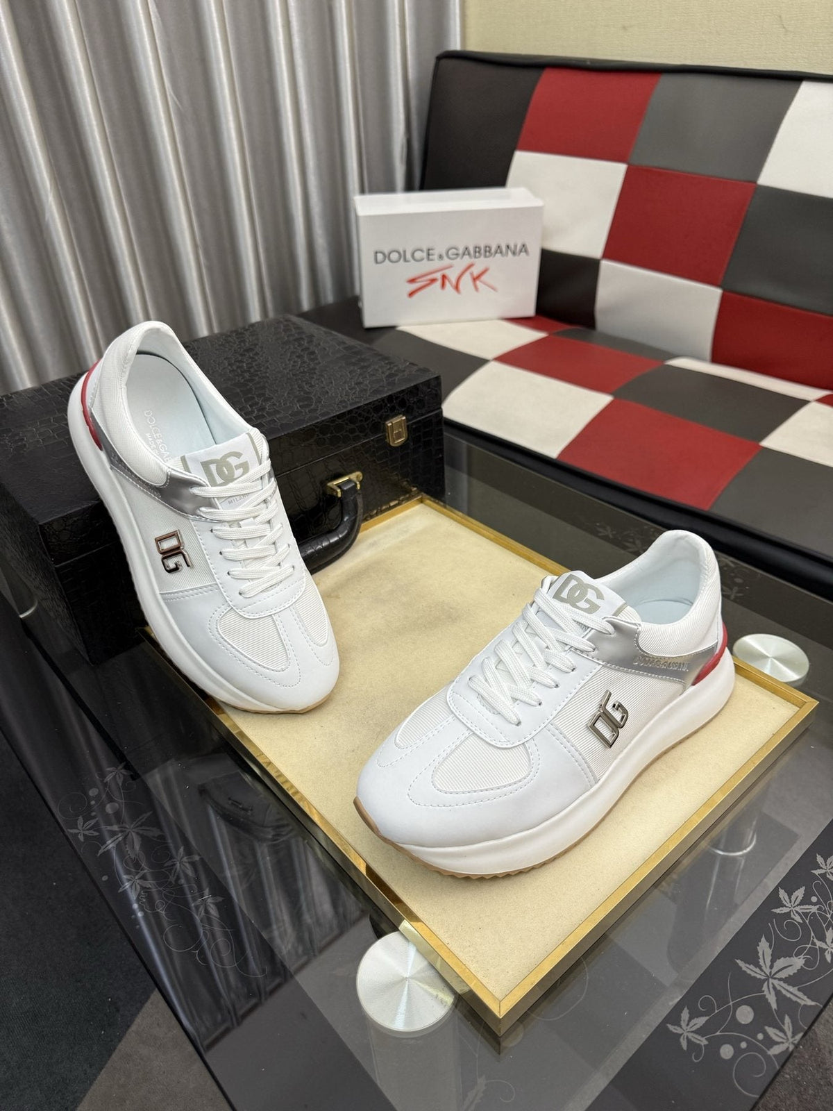 Dolce & Gabbana White Accent Low-Top Sneakers