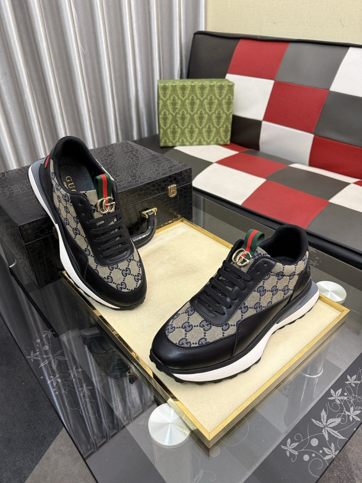 Gucci Men's Patterned Panel Low-Top Sneakers - Lace-Up Closure