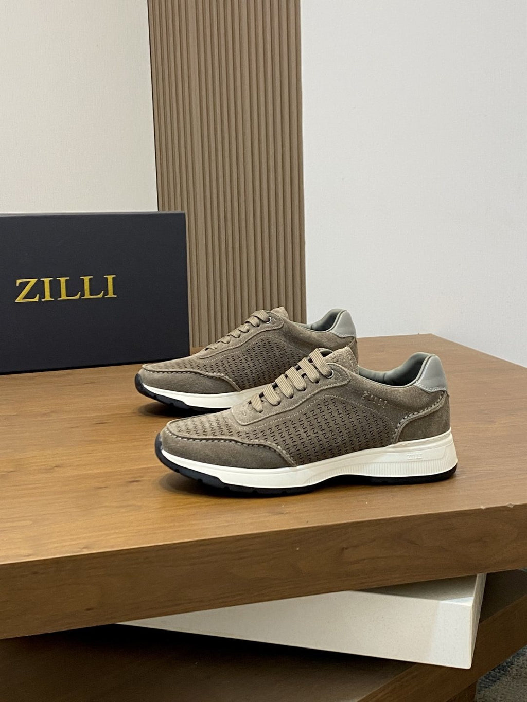Zilli Men's Textured Low-Top Sneakers - Textured Upper With Stitched Panel Details