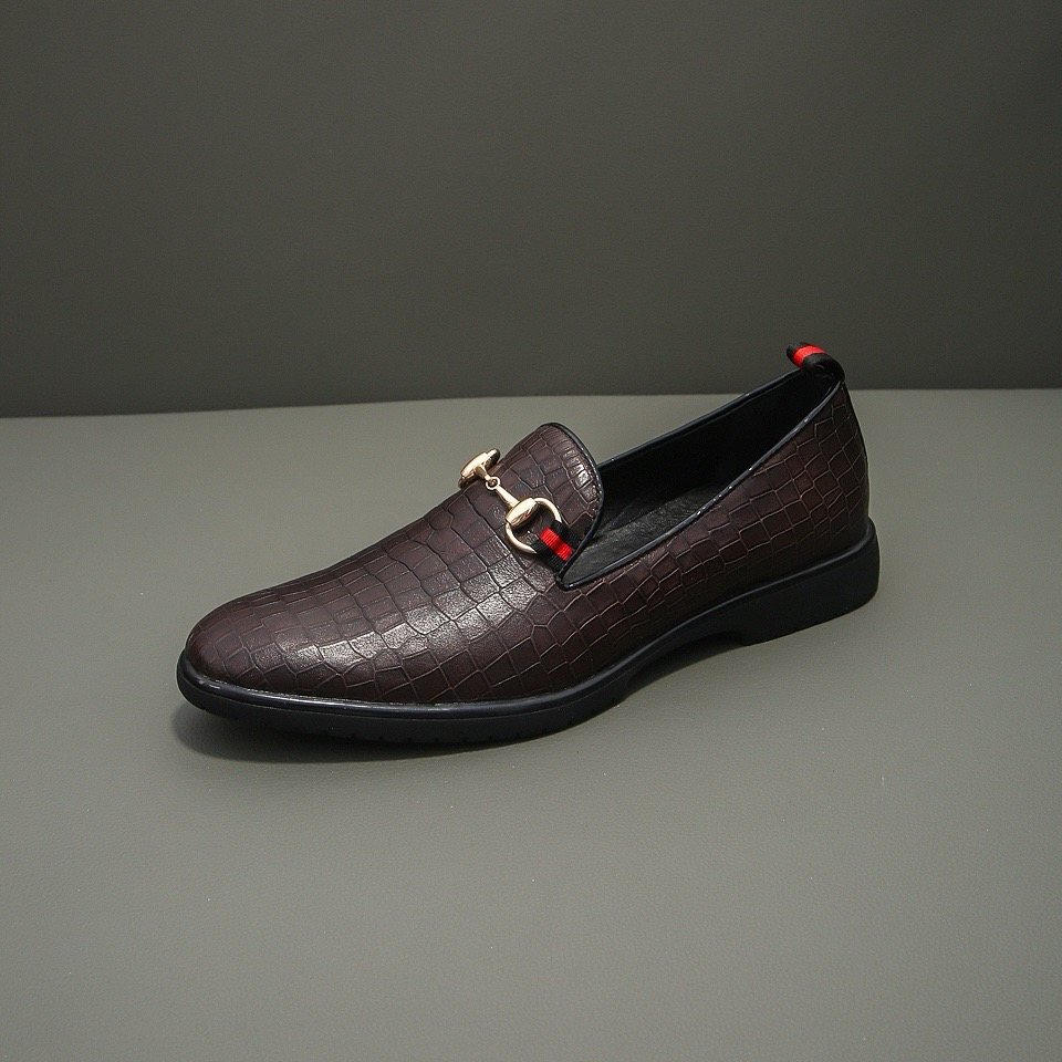 Gucci Men's Croc-Embossed Horsebit Loafers