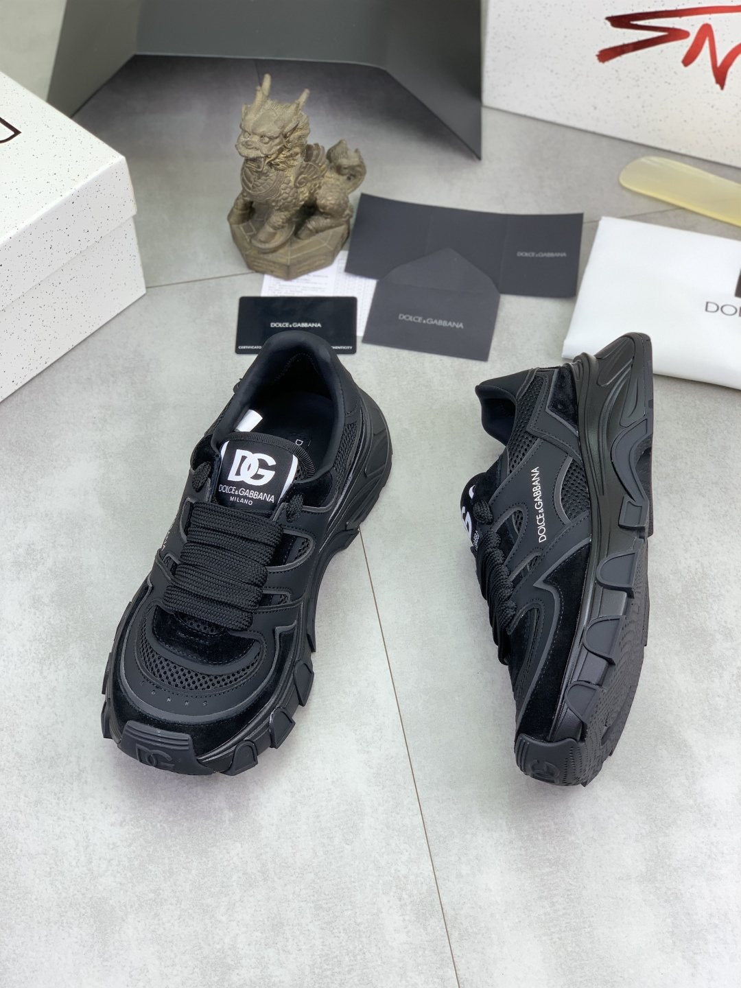 Dolce & Gabbana Men's Paneled Low-Top Sneakers