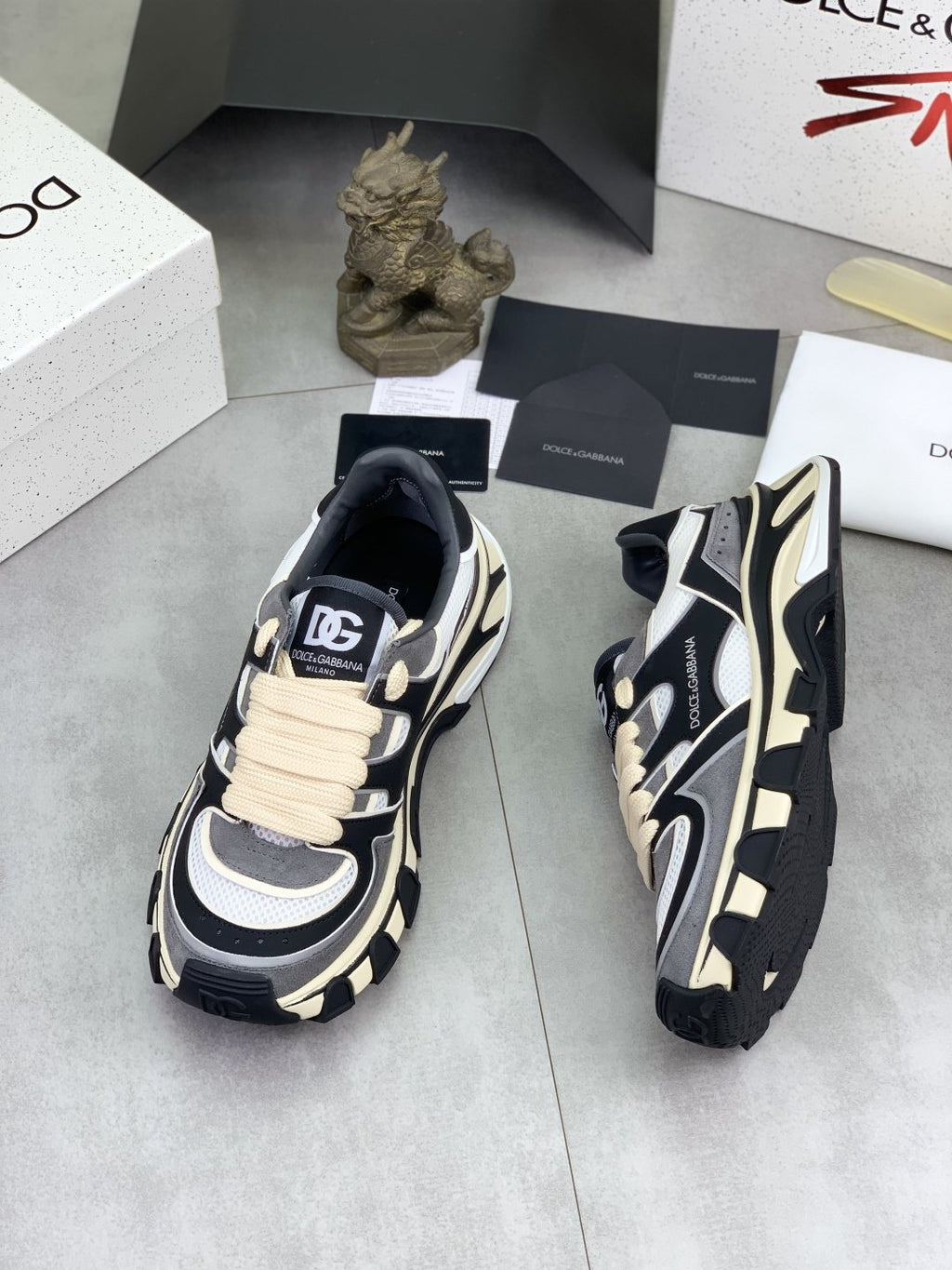 Dolce & Gabbana Men's Paneled Low-Top Sneakers