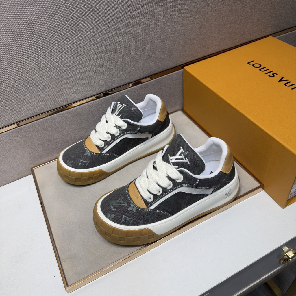 Louis Vuitton Men's Patterned Low-Top Sneakers - Contrast Trim